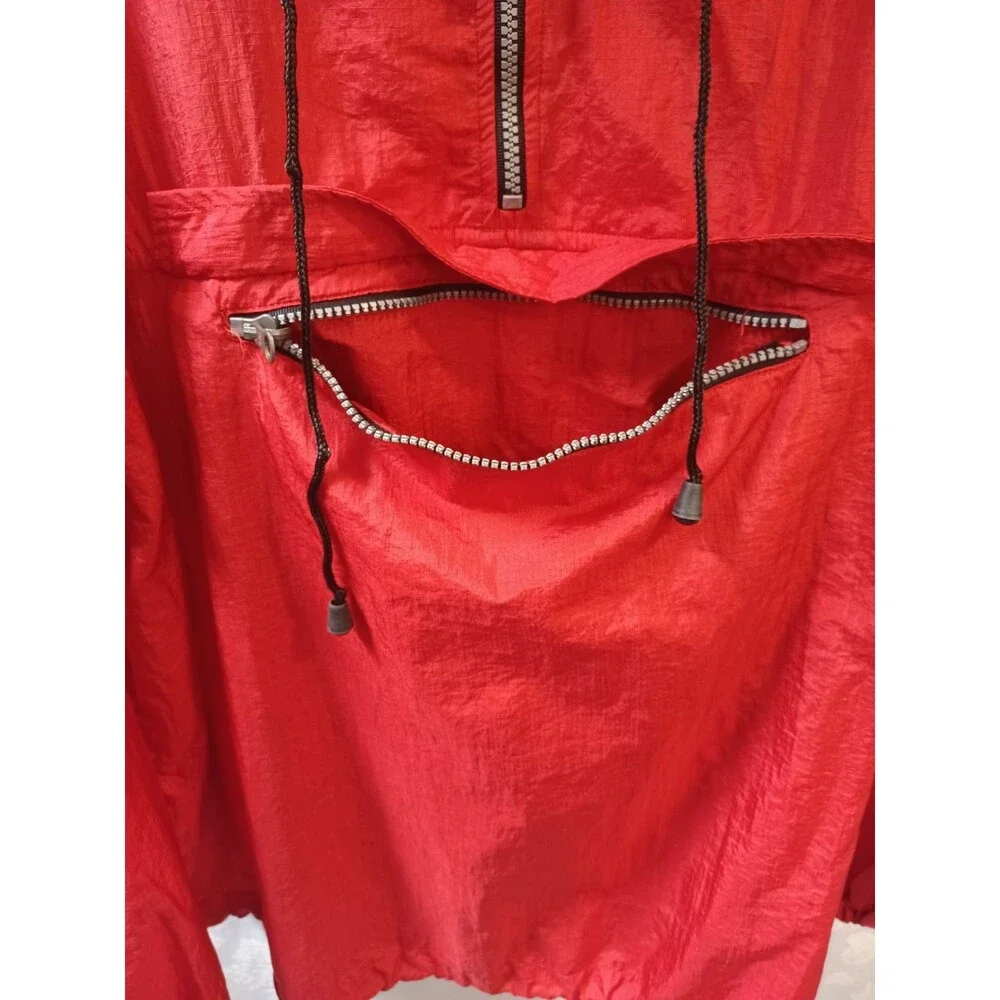 VINTAGE MARLBORO UNLIMITED RED HOODED PACKABLE WINDBREAKER JACKET SIZE LG